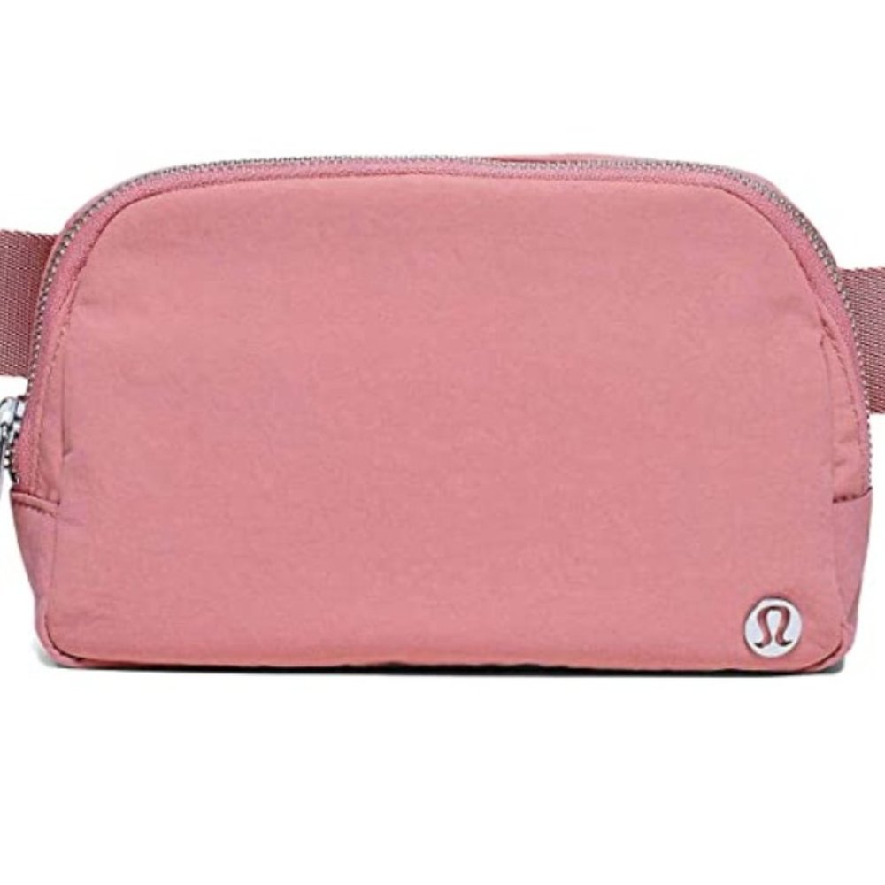 SOLD Lululemon Everywhere Belt Bag 1L PINK sold out